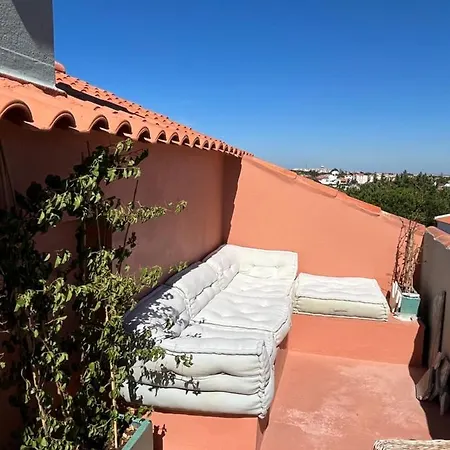 Βίλα Sublime Avec Piscine A 10 Min De La Caparica